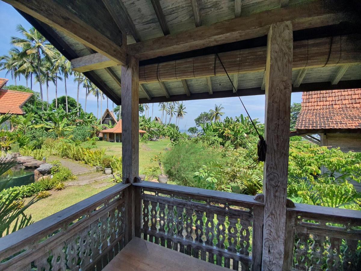 Agaliving Medewi Bed & Breakfast Pulukan Exterior photo