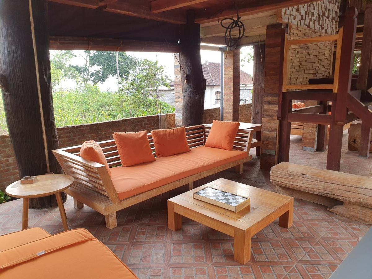 Agaliving Medewi Bed & Breakfast Pulukan Exterior photo