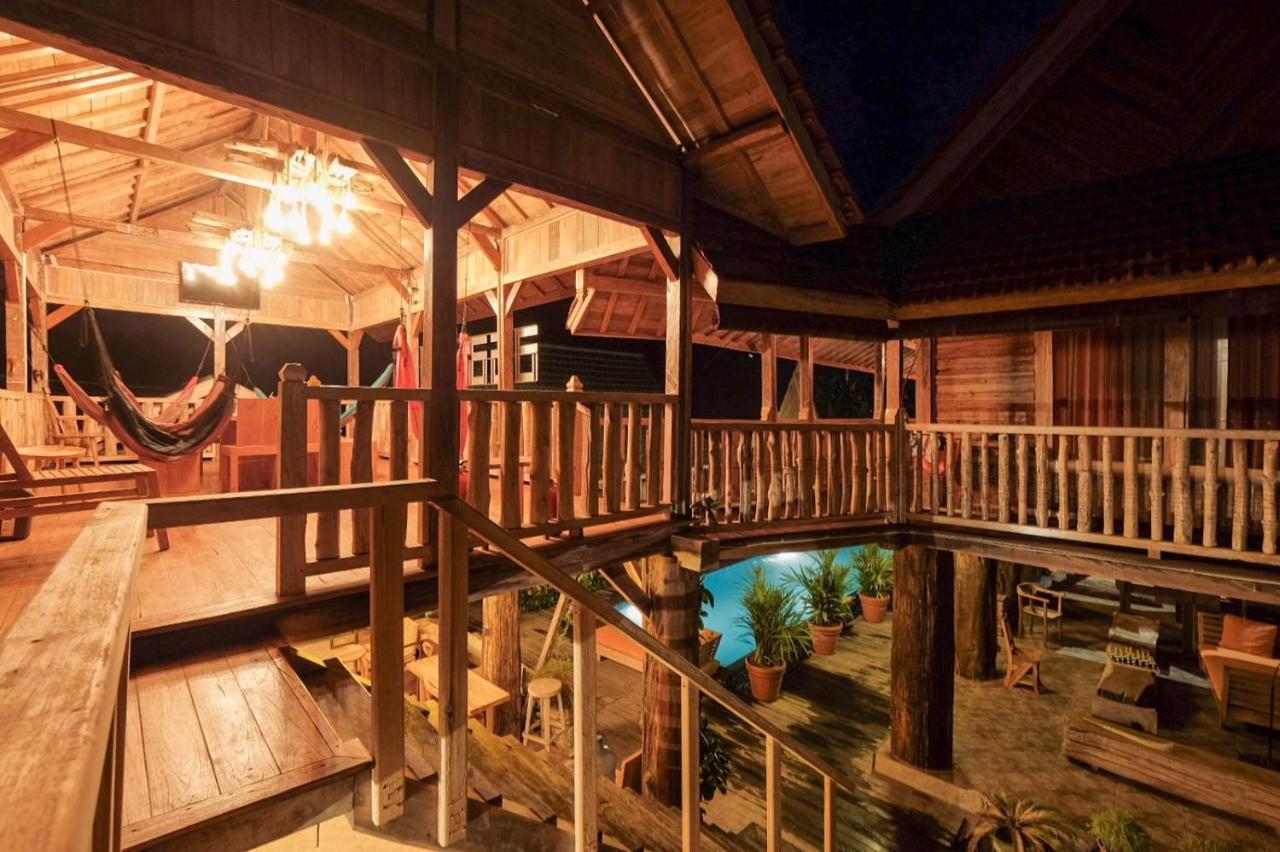Agaliving Medewi Bed & Breakfast Pulukan Exterior photo